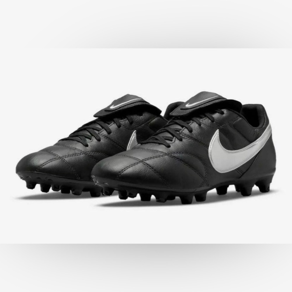 Brand new Nike Premier II FG Off Noir Metallic Silver Black soccer cleats